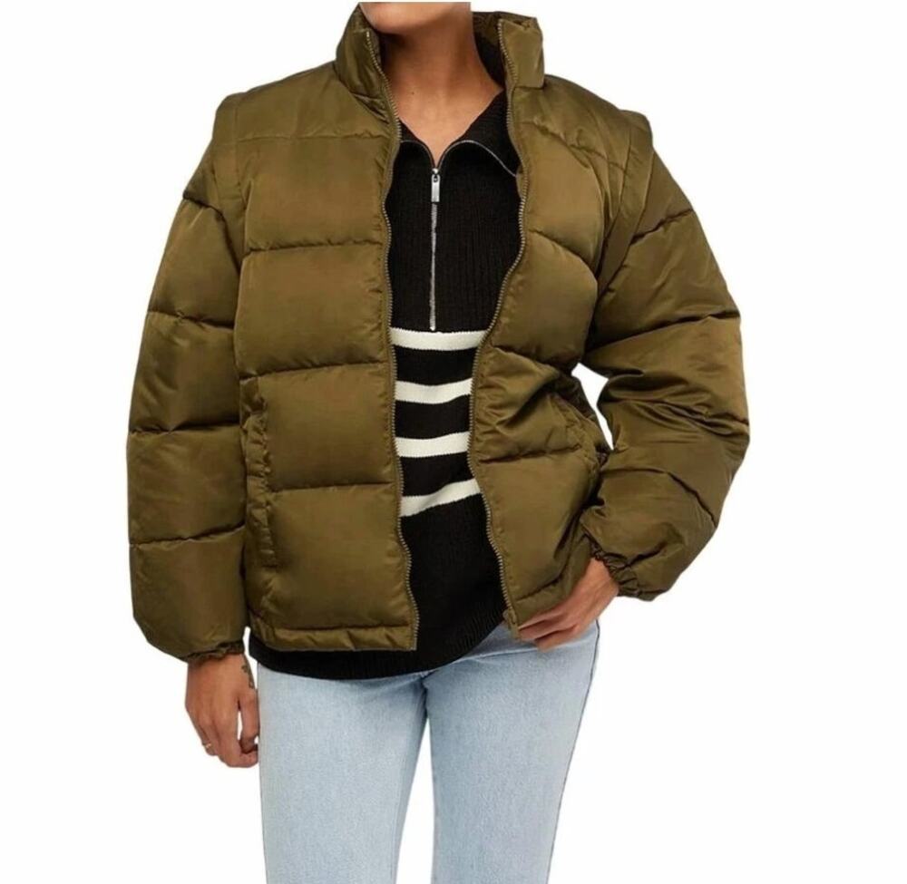 We Wore What Zip Off Sleeve Puffer Jacket Military Olive Size Medium NWT Stylish